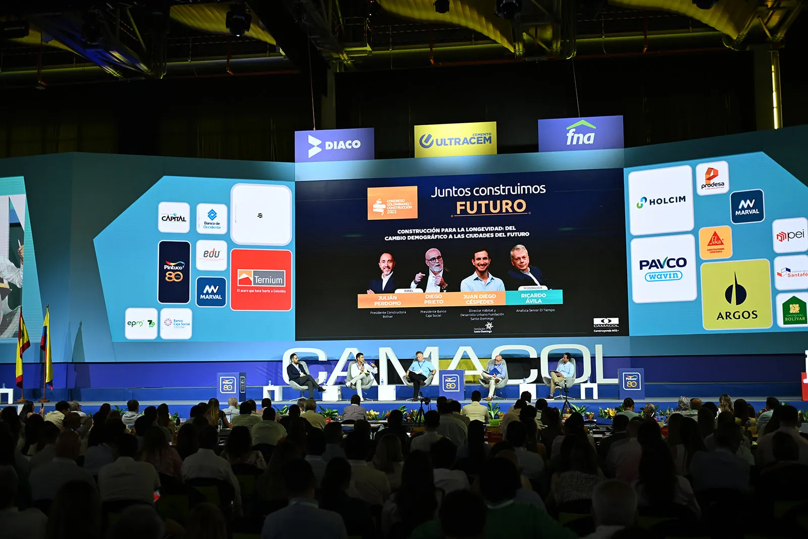 El envejecimiento poblacional redefine el futuro de las ciudades y la vivienda en Colombia