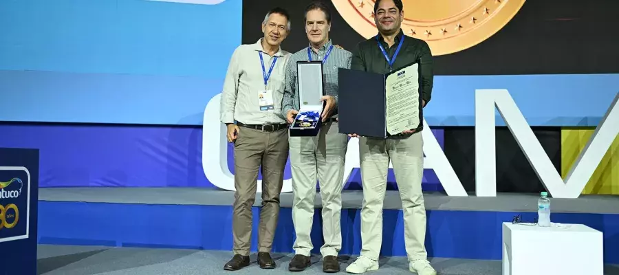 Toda una vida construyendo país