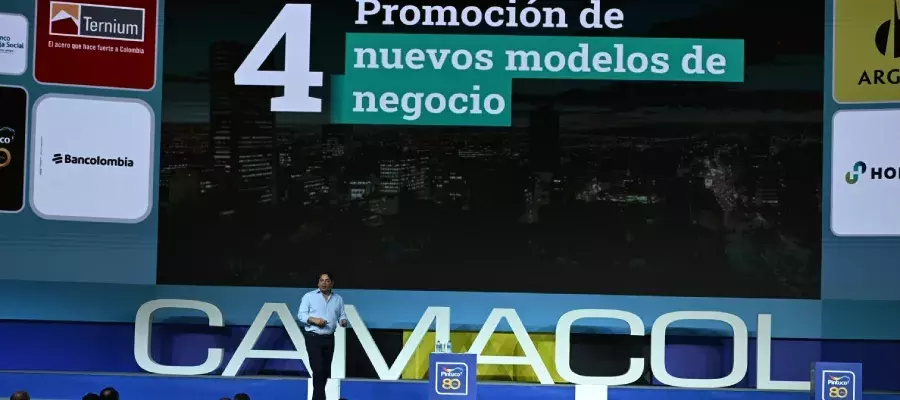 Evento Camacol en donde se logra ver el presidente de Camacol Guillermo Herrera