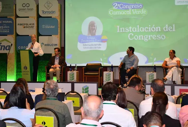 Dilian Francisca Toro, gobernadora del Valle durante la instalación del congreso 