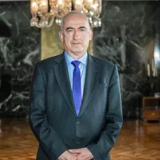 Leonardo Villar