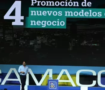 Evento Camacol en donde se logra ver el presidente de Camacol Guillermo Herrera