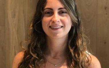alt="María Belén Sanmauro acción climática Congreso Camacol Verde 2026"