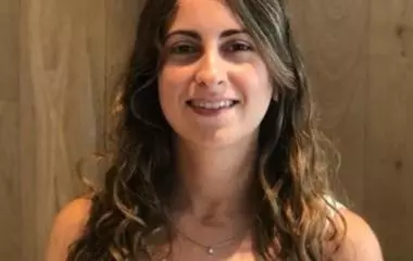 alt="María Belén Sanmauro acción climática Congreso Camacol Verde 2026"