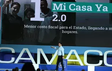 Imagen donde se encuentra el presidente de Camacol en el Congreso Colombiano de la Construcción