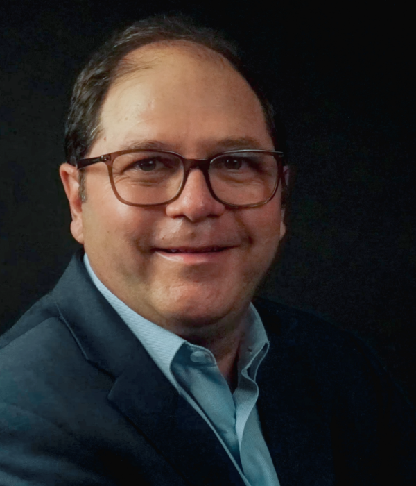 Felipe Gómez, el pianista que pondrá la nota de liderazgo en el Congreso Colombiano de la Construcción 