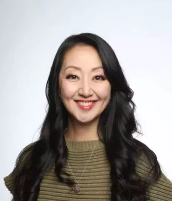 Rebeca Hwang